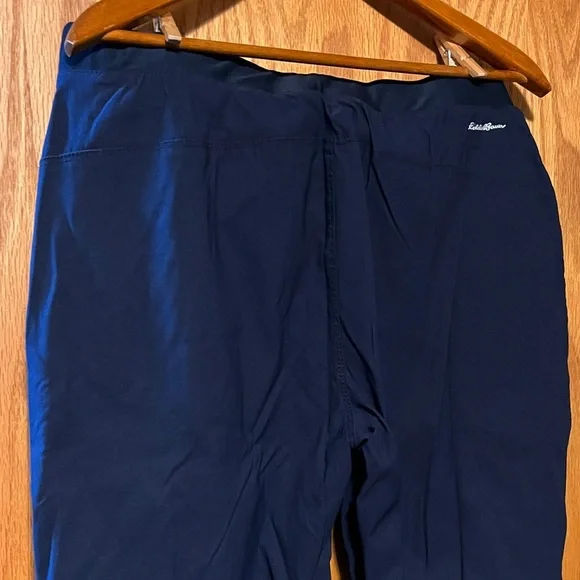 Eddie Bauer Navy Jogger Pants - Picture 10 of 11